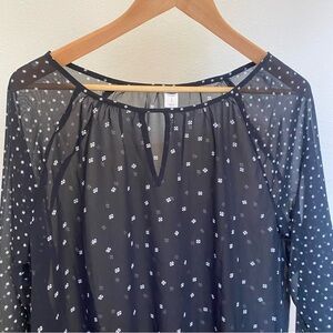 OLD NAVY • Beautiful Long Sleeve Sheer Black & White Top - L